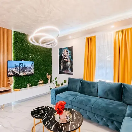 Luxury * 莫斯塔尔