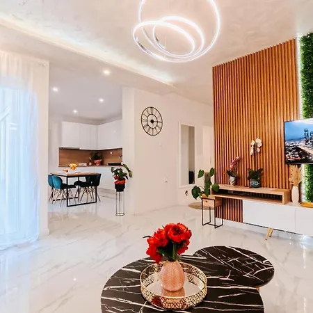 Luxury Апартаменты *